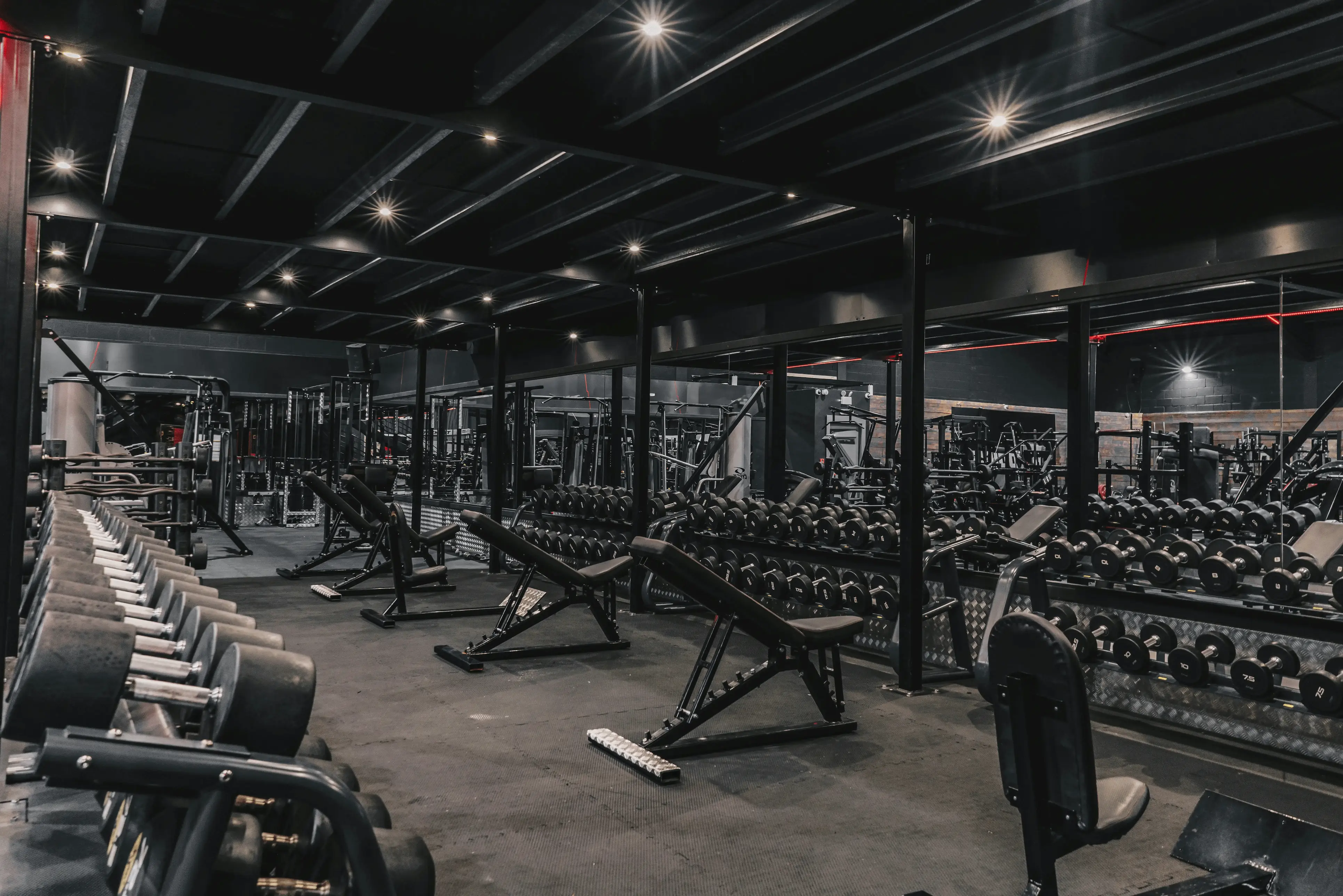 Yesi, entrenadora personal online especializada en musculación femenina